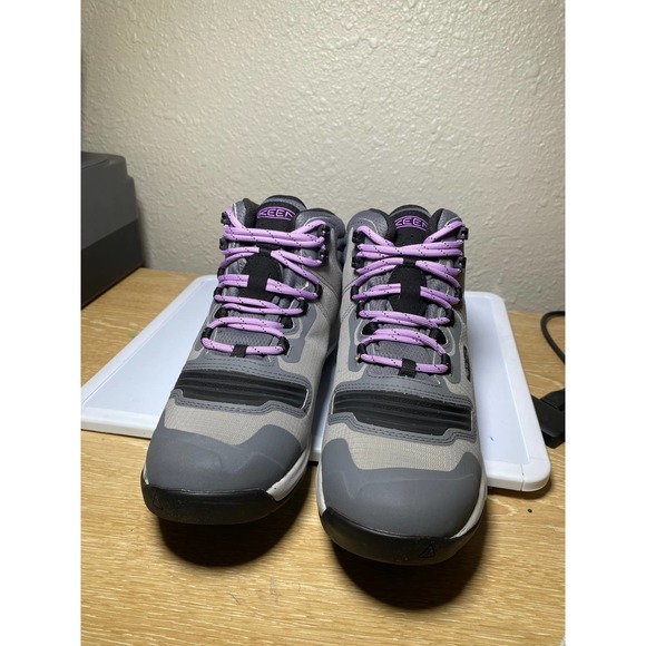 Keen Tempo Flex Waterproof Mid Hiking boot size 9 NWT - Picture 2 of 8
